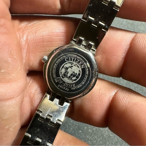 Citizen Eco-Drive Watch Women Silver Tone Pave B023-S001587  For Parts/Repair - Picture 10 of 11